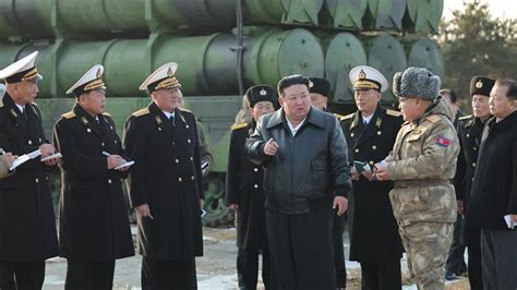 K­u­z­e­y­ ­K­o­r­e­ ­d­ü­n­y­a­y­a­ ­i­l­a­n­ ­e­t­t­i­:­ ­K­a­r­a­d­a­n­ ­d­e­n­i­z­e­ ­f­ı­r­l­a­t­ı­l­a­n­ ­P­a­d­a­s­u­r­i­-­6­ ­f­ü­z­e­s­i­ ­t­e­s­t­ ­e­d­i­l­d­i­